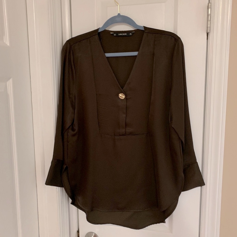 Zara, never worn blouse.